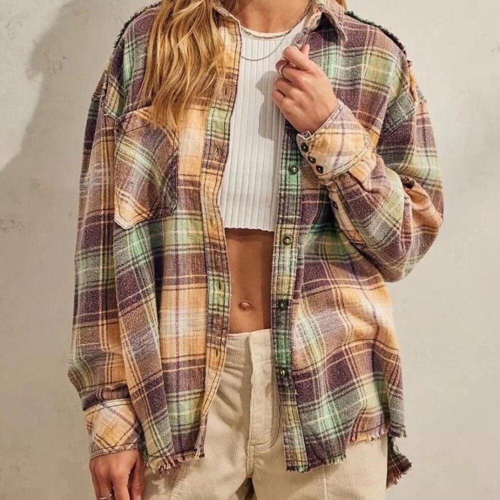 BDG Distressed Plaid Flannel Shirt Jacket Raw Hem Grunge Shacket Sz S NWT - Picture 10 of 10